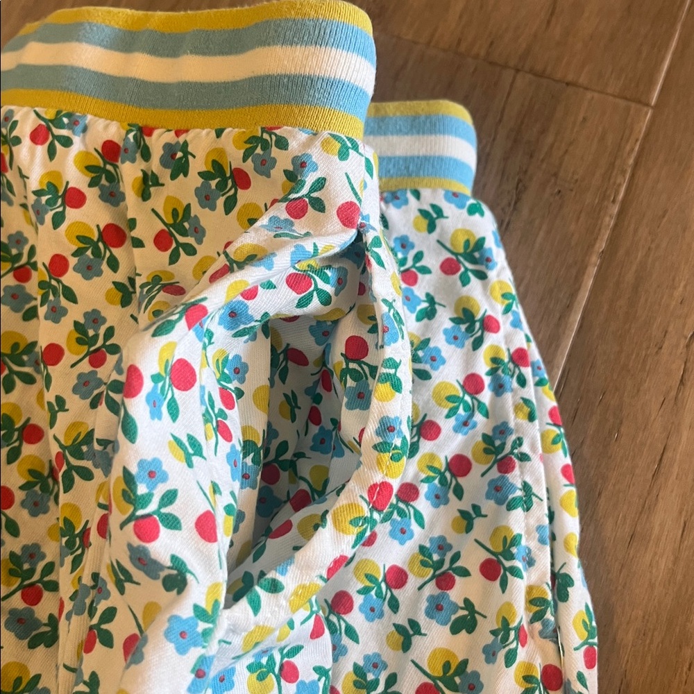 Mini Boden Floral Print Mini Skirt Skort Shorts 11-12 - Picture 4 of 4